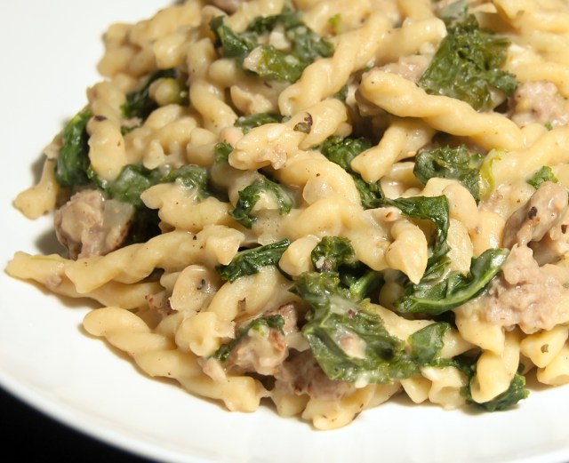 One Pot Pasta with Sausage, Kale and White Beans 2